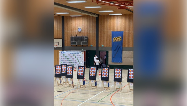 2025 11 01 Blasrohrturnier Stände