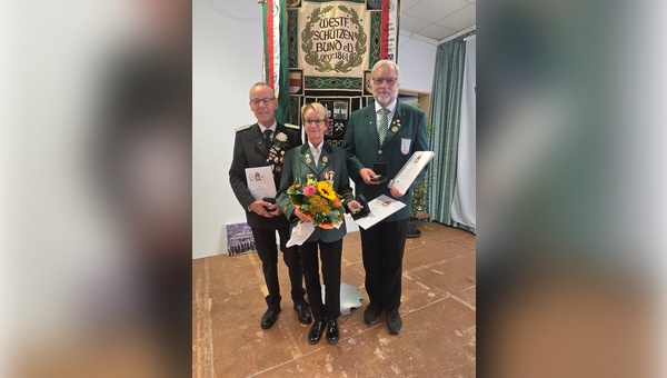 Hohe Auszeichnungen für drei Mitglieder aus dem Schützenkreis  